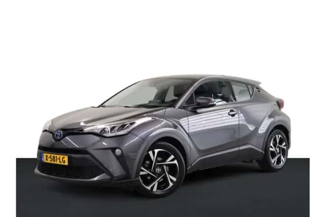 Toyota C-HR (2023) thumbnail 1