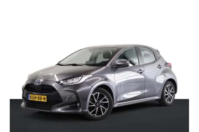 Toyota Yaris (2022) thumbnail 1