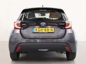 Toyota Yaris (2022) thumbnail 12