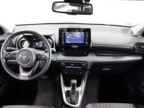 Toyota Yaris (2022) thumbnail 3