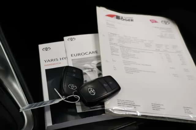 Toyota Yaris (2022) thumbnail 5