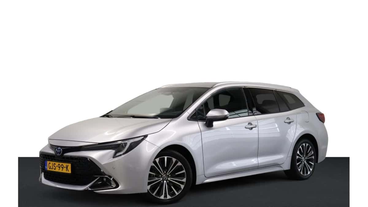 Toyota Corolla (2024) — foto 1