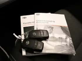 Toyota Corolla (2024) thumbnail 5
