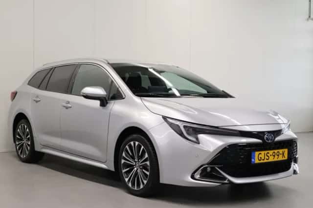 Toyota Corolla (2024) thumbnail 6