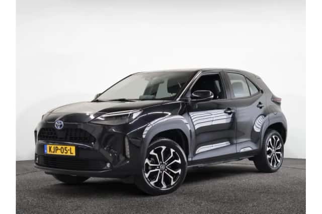 Toyota Yaris Cross (2024) thumbnail 1