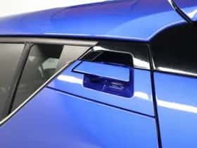 Toyota C-HR (2019) thumbnail 17