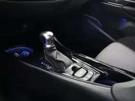 Toyota C-HR (2019) thumbnail 30