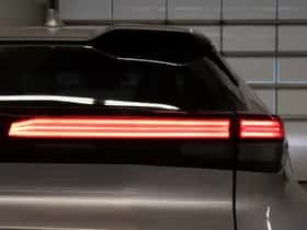 Toyota C-HR (2025) thumbnail 11