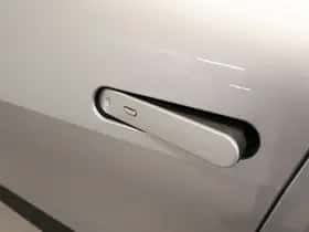 Toyota C-HR (2025) thumbnail 17