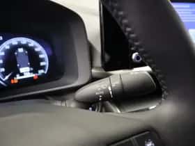 Toyota C-HR (2025) thumbnail 24