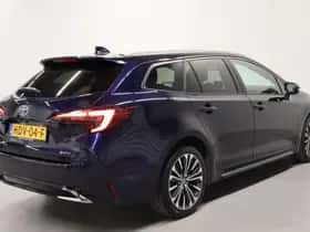 Toyota Corolla (2025) thumbnail 2