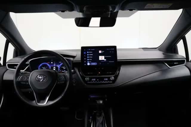 Toyota Corolla (2025) thumbnail 3