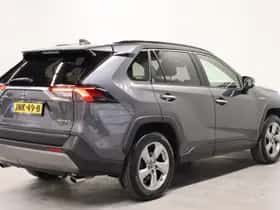 Toyota RAV4 (2019) thumbnail 2