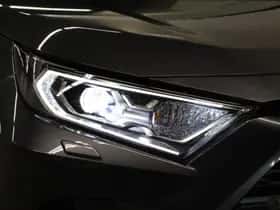 Toyota RAV4 (2019) thumbnail 11