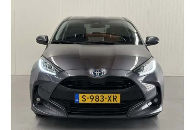 Toyota Yaris (2023) thumbnail 5