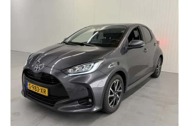 Toyota Yaris (2023) thumbnail 6