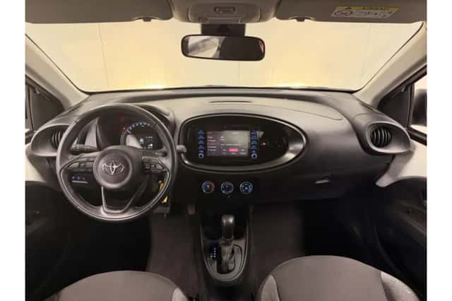 Toyota Aygo X (2022) thumbnail 3