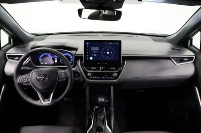 Toyota Corolla (2025) thumbnail 3