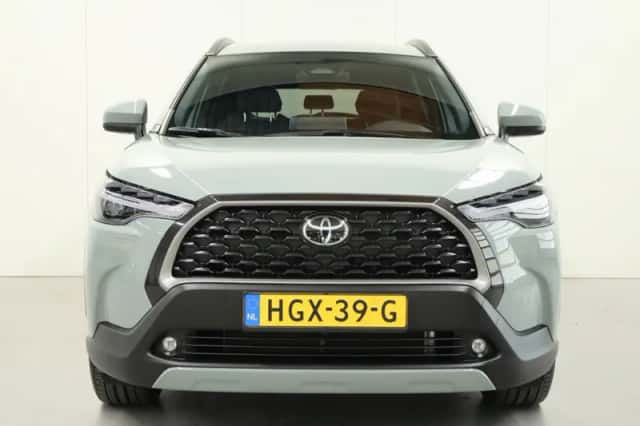 Toyota Corolla (2025) thumbnail 6
