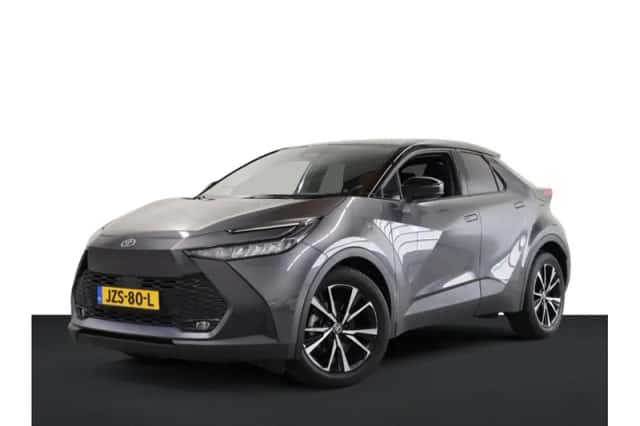Toyota C-HR (2025) thumbnail 1