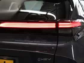 Toyota C-HR (2025) thumbnail 13