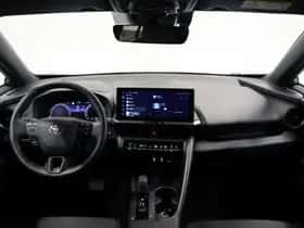 Toyota C-HR (2025) thumbnail 3