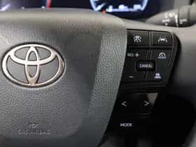 Toyota C-HR (2025) thumbnail 28