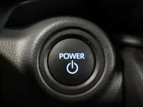 Toyota C-HR (2025) thumbnail 29