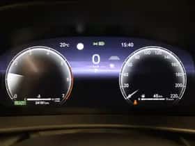 Toyota C-HR (2025) thumbnail 4