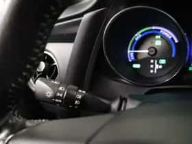 Toyota Auris (2016) thumbnail 18