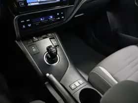 Toyota Auris (2016) thumbnail 23