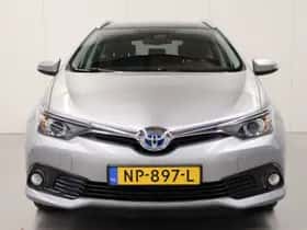 Toyota Auris (2016) thumbnail 4