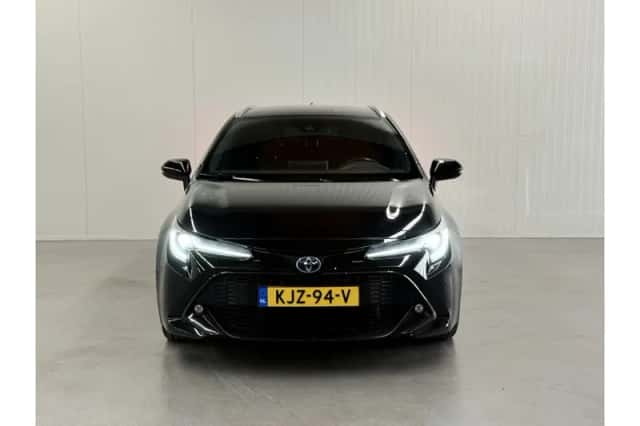 Toyota Corolla (2021) thumbnail 5