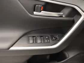 Toyota RAV4 (2019) thumbnail 20