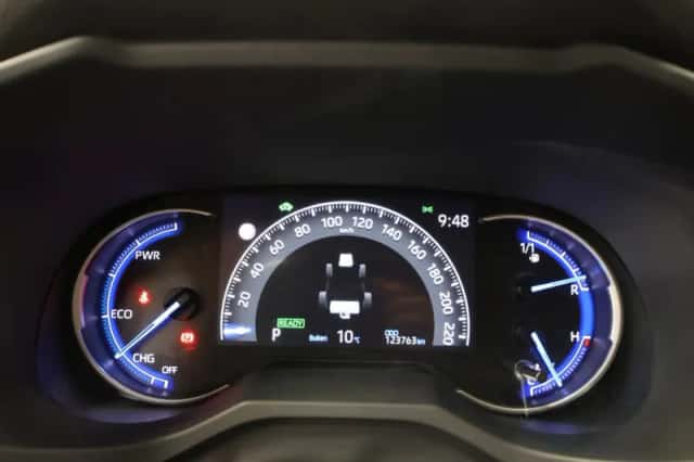 Toyota RAV4 (2019) thumbnail 4