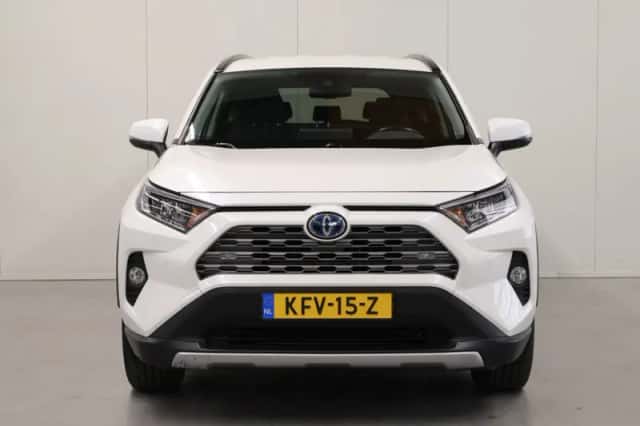 Toyota RAV4 (2019) thumbnail 6