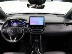 Toyota Corolla (2023) thumbnail 3