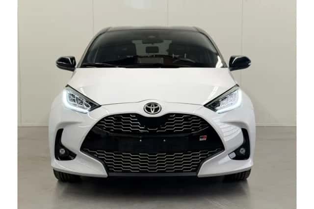 Toyota Yaris (2022) thumbnail 5