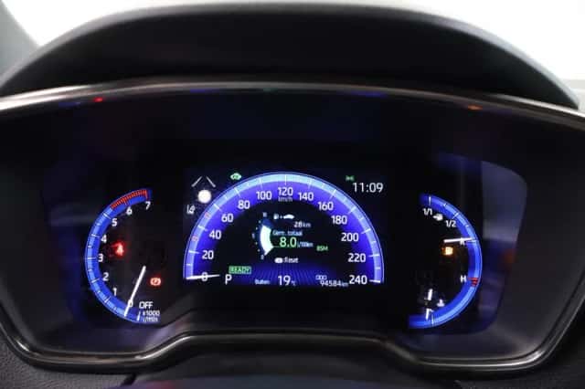 Toyota Corolla (2023) thumbnail 4