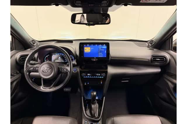 Toyota Yaris Cross (2022) thumbnail 3