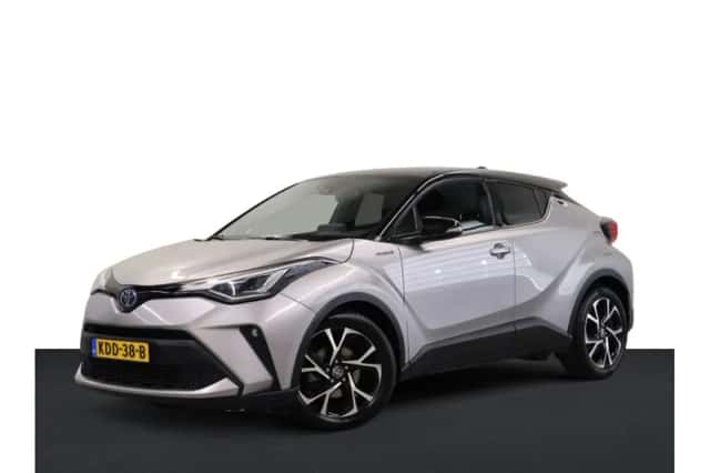 Toyota C-HR (2021) thumbnail 1