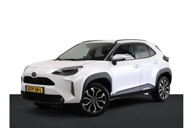 Toyota Yaris Cross (2024) thumbnail 1