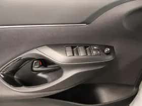 Toyota Yaris Cross (2024) thumbnail 20
