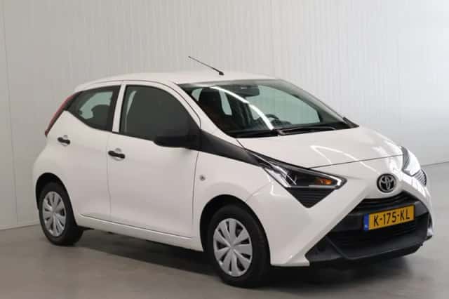 Toyota Aygo (2020) thumbnail 6