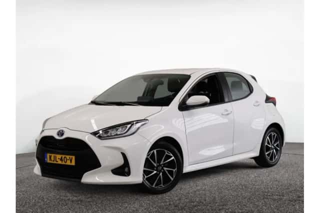 Toyota Yaris (2022) thumbnail 1