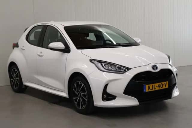 Toyota Yaris (2022) thumbnail 6