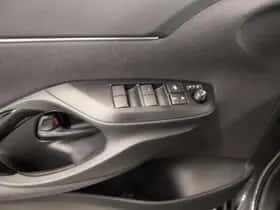 Toyota Yaris Cross (2026) thumbnail 22