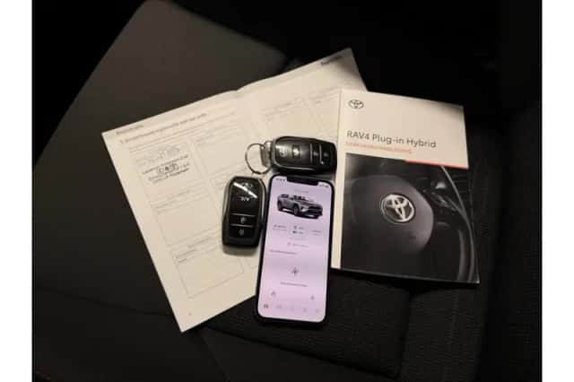 Toyota RAV4 (2025) thumbnail 5