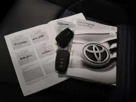 Toyota RAV4 (2020) thumbnail 5