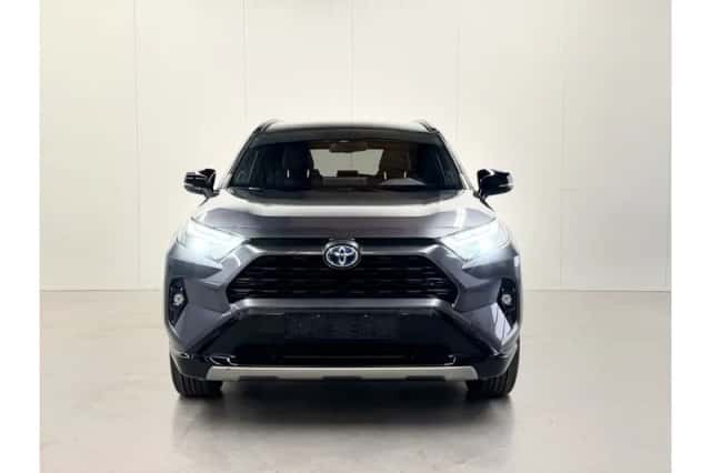 Toyota RAV4 (2022) thumbnail 5